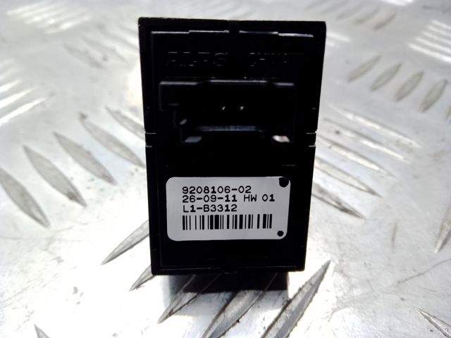 Кнопка подъемника задних стекол 9208106 BMW