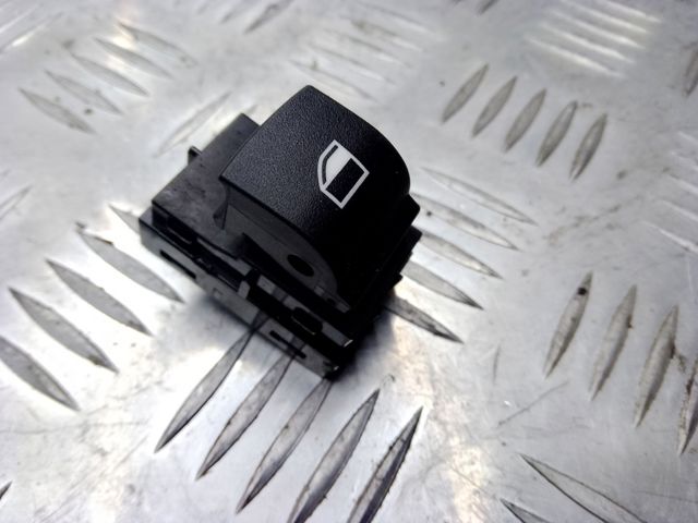 9208106 BMW Кнопка включения мотора стеклоподъемника задняя купить в Одесса