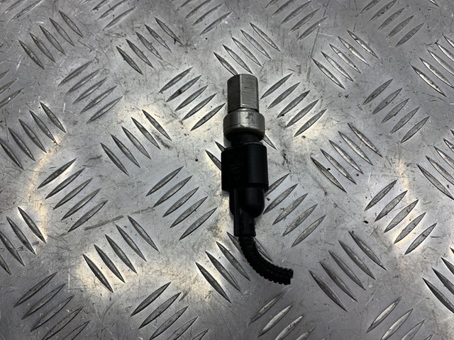 VAG 95561313702 Датчик абсолютного давления кондиционера в наличии Днепр