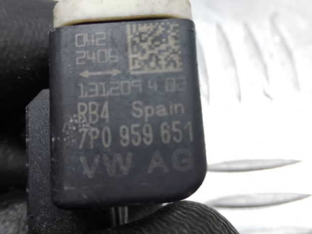 Датчик AIRBAG передний 95861822000 VAG