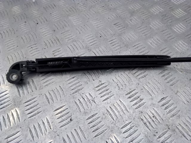 Поводок дворника заднего стекла 95862804000 PORSCHE