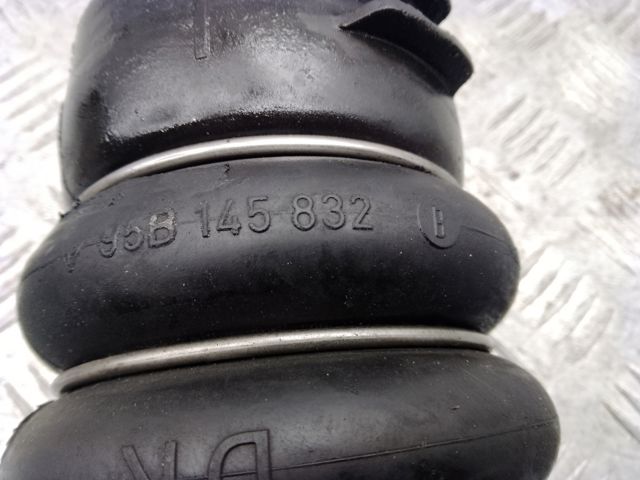 95B145832C PORSCHE Шланг (патрубок) интеркуллера купить в Павлоград