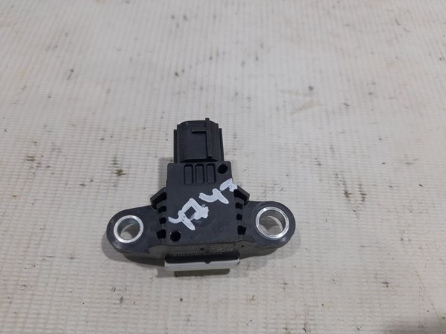 Датчик Эйрбэг передний 988363TA8A NISSAN
