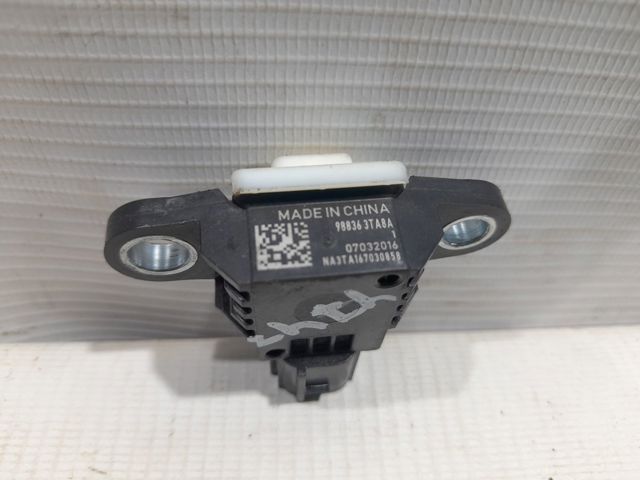 988363TA8A NISSAN Датчик удара купить в Киев