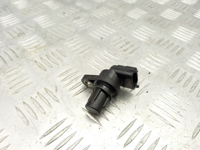 Датчик положения распределительного вала 99760610601 VAG