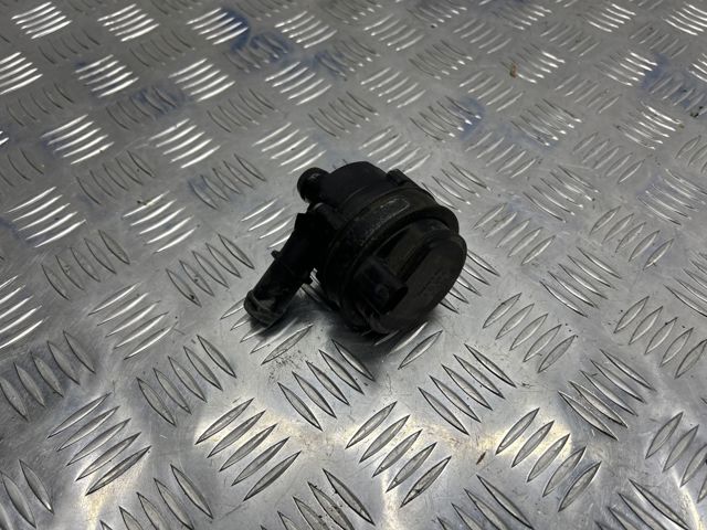 MERCEDES A0005000686 Помпа в наличии Сумы
