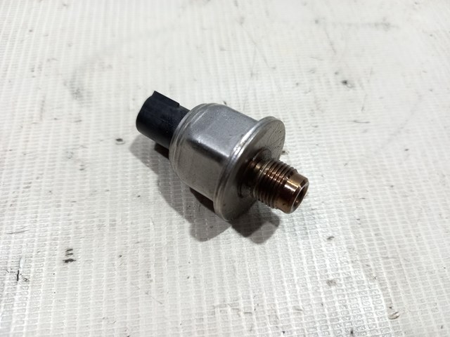 0025428418 Mercedes датчик давления тормозной жидкости