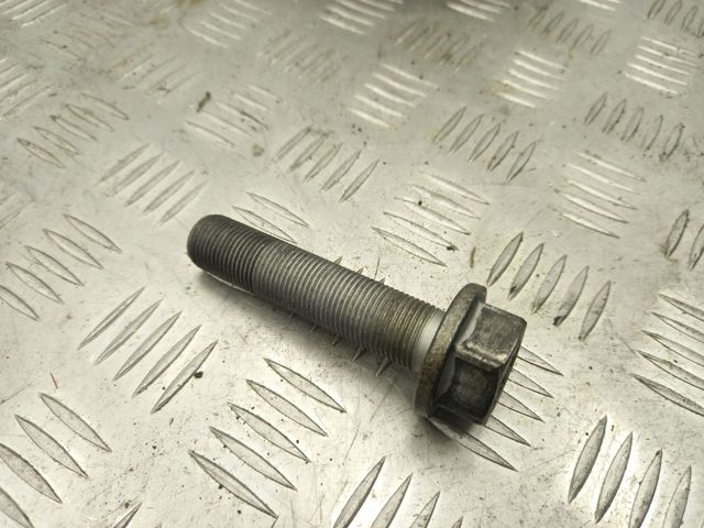 Болт коленвала A0189907901 MERCEDES
