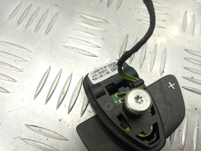 A0999051100 MERCEDES Блок кнопочных переключателей рулевого колеса купить в Ровно