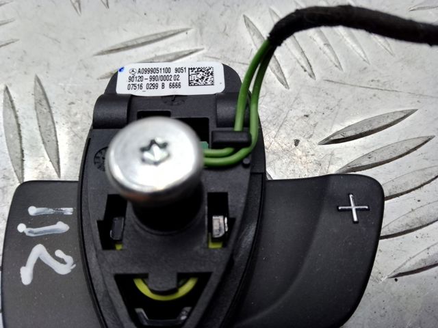 Блок кнопочных переключателей рулевого колеса A09990511009051 MERCEDES