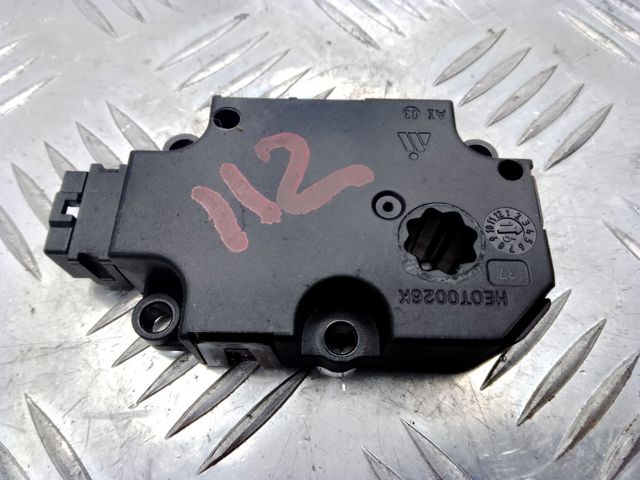 Мотор заслонки рециркуляции воздуха A0999069500 MERCEDES