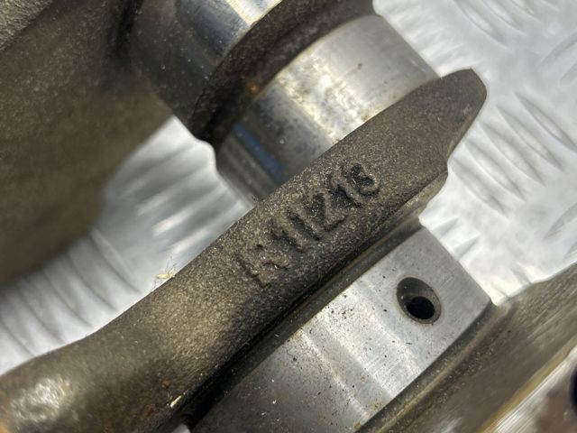 Коленвал двигателя A1120302601 MERCEDES