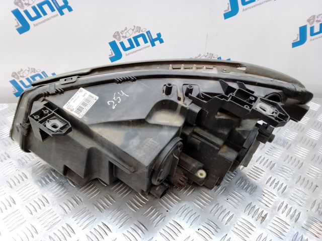 Фара передняя правая A1178204561 MERCEDES