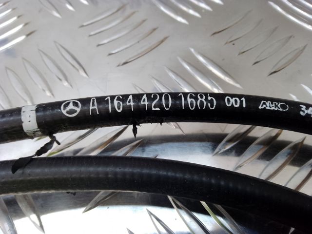 Трос ручного тормоза передний A1644201685 MERCEDES