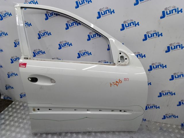 MERCEDES A1647201005 Дверь передняя правая в наличии Ровно