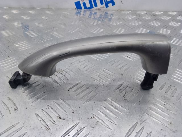 Ручка передней двери наружная, правая A16476602019723 MERCEDES