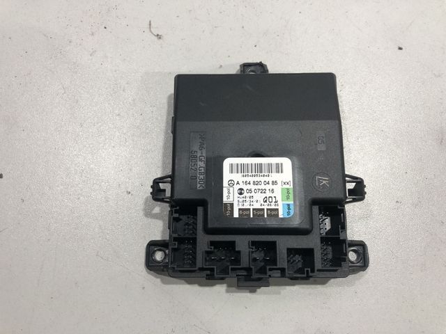 Блок комфорта передней двери A1648200485 MERCEDES