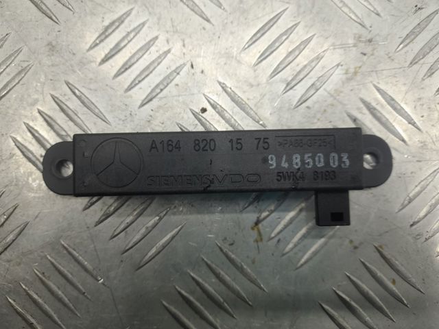 MERCEDES A1648201575 Антенна в наличии Ровно