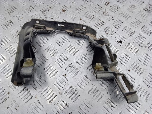 A1648852914 MERCEDES Кронштейн бампера заднего левый купить в Киев