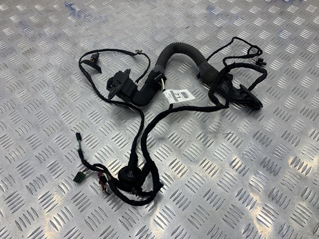 Жгут проводов задней двери A1664408232 MERCEDES