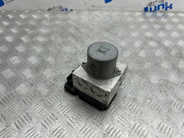 Насос АБС (ABS) главного тормозного цилиндра A1669013400 MERCEDES