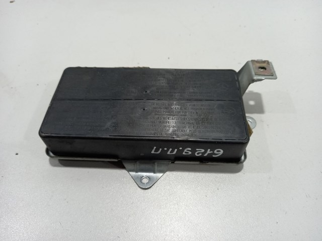 Подушка безопасности, передней, правой двери Айрбег A1688600205 MERCEDES