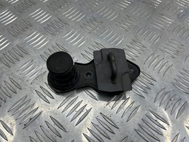 A2038800460 MERCEDES Замок капота купить в Ровно