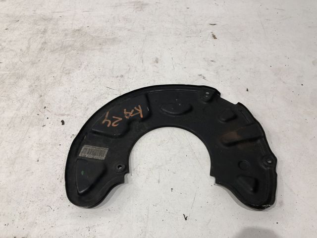 MERCEDES A2044211120 Защита тормозного диска переднего левого в наличии Ирпень