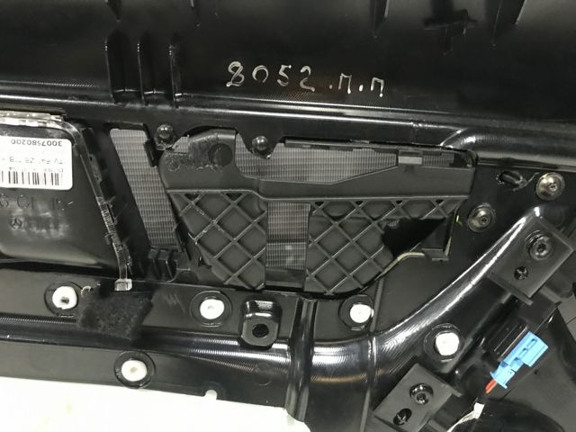 MERCEDES A20472026639D88 Ручка двери боковой (сдвижной) внутренняя правая в наличии Львов
