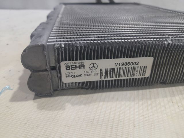 Радиатор отопителя салона A2048300058 MERCEDES
