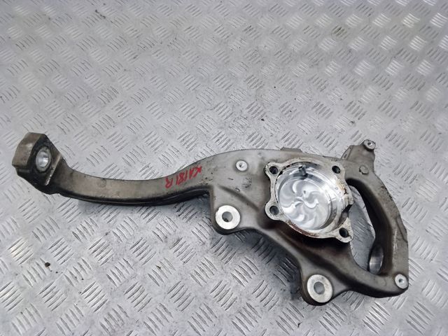 Цапфа поворотная правая A2053322200 MERCEDES