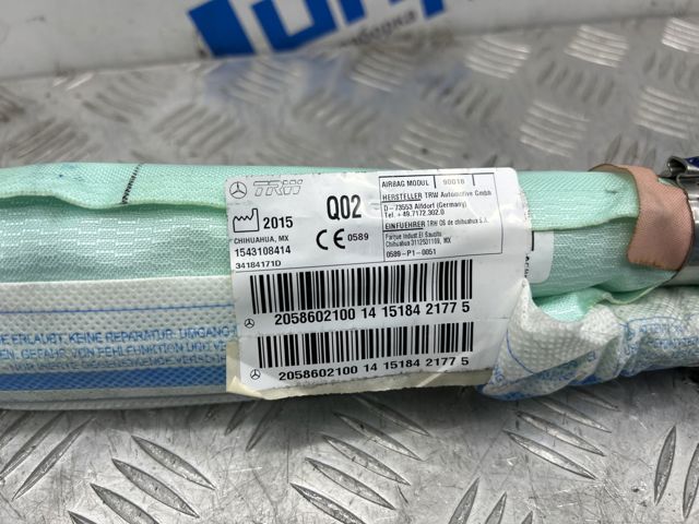 MERCEDES A2058602100 Шторка боковая, правая в наличии Полтава