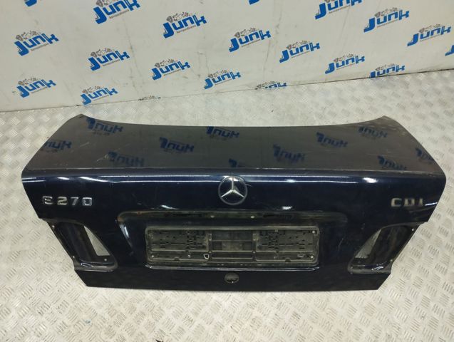 Крышка багажника A2107500675 MERCEDES