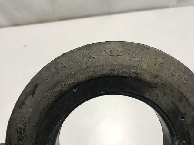 Проставка пружины передней, верхняя A2123220184 MERCEDES