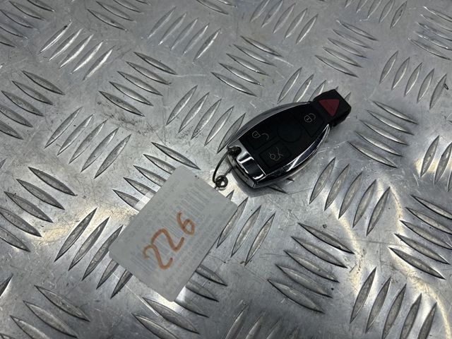 Ключ замка зажигания A2127664106 MERCEDES