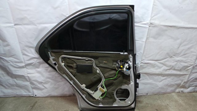 Механизм стеклоподъёмника задней левой двери (без мотора) для mercedes benz w220 s-klasse 1998-2005 A2207300346
