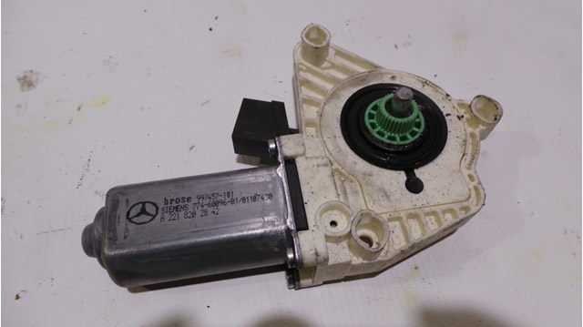 MERCEDES A2218202842 Мотор стеклоподъемника двери передней правой в наличии Сумы