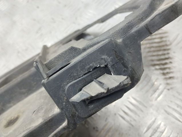 A2226220016 MERCEDES Молдинг решетки радиатора купить в Каменское