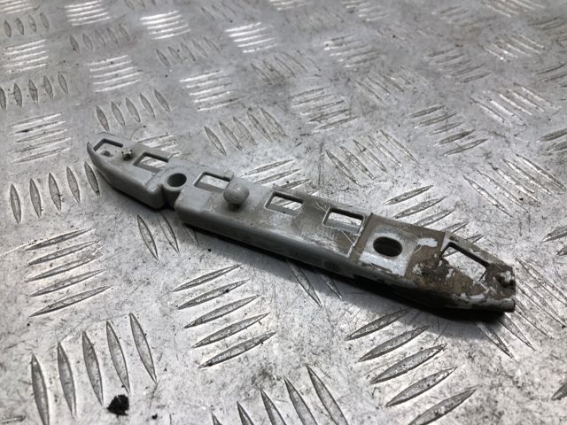 Направляющая переднего бампера A2228850121 MERCEDES