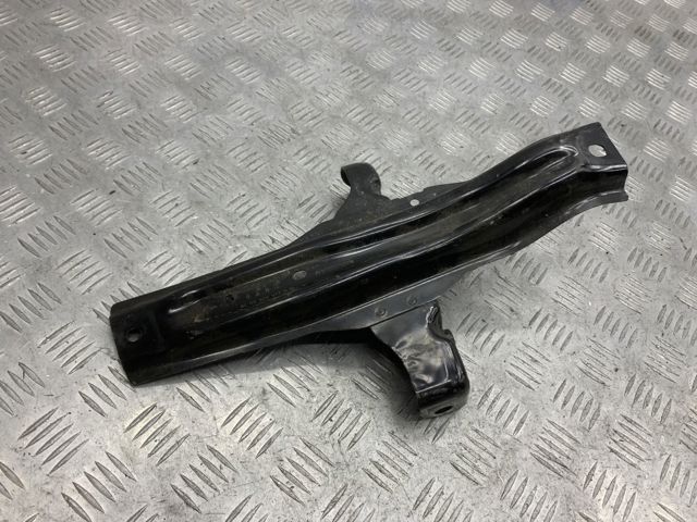 A2466200028 MERCEDES Подставка аккумулятора купить в Ирпень