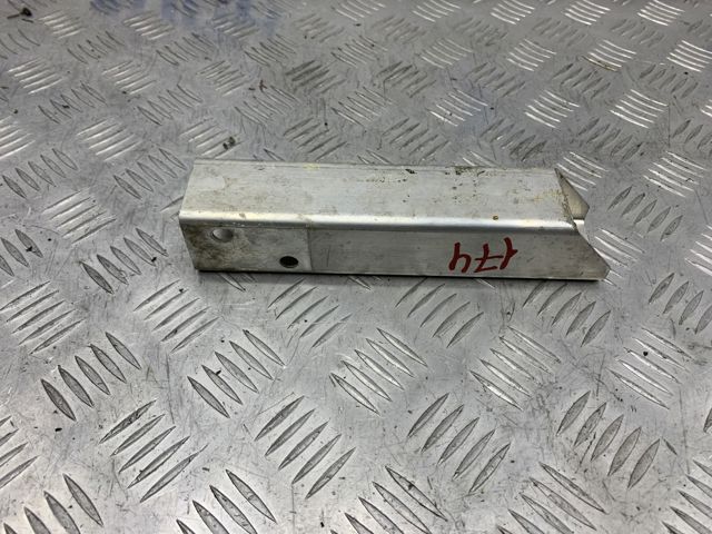 MERCEDES A2466260088 Кронштейн усилителя переднего бампера в наличии Полтава