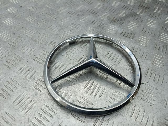 A2518880086 MERCEDES Эмблема решетки радиатора купить в Николаев
