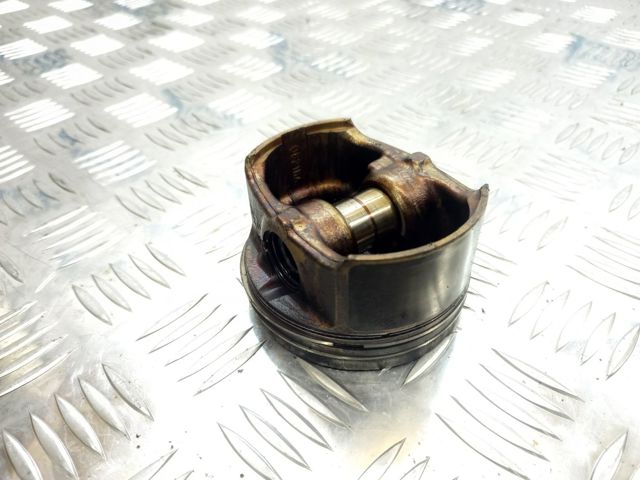 Поршень в комплекте на 1 цилиндр, STD A2710306217 MERCEDES
