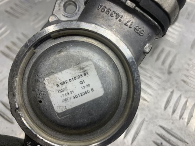 Трубка отвода картерных газов A6420102391 MERCEDES