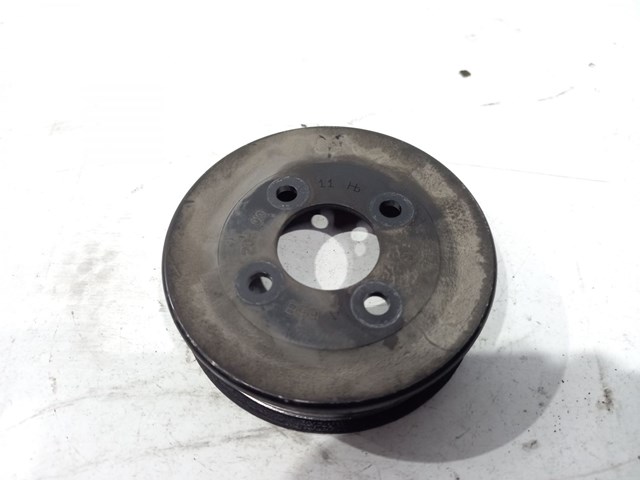 Шкив помпы водяного насоса A6682020011 MERCEDES