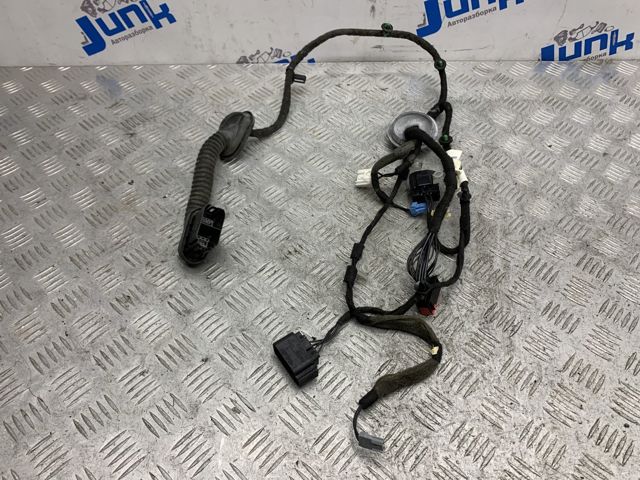 Электропроводка задней двери BJ3214632BC LAND ROVER