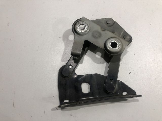 Завес капота, левый BKB760090 LAND ROVER