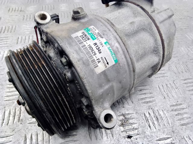 Компрессор кондиционера C2D23099 JAGUAR