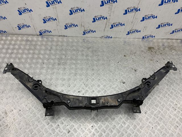 Суппорт радиатора верхний C2Z16114 JAGUAR