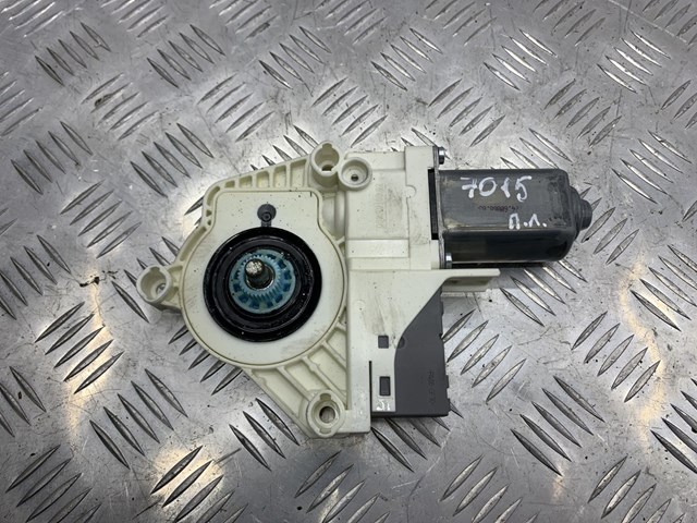 CUR000150 LAND ROVER Мотор стеклоподъемника двери передней левой купить в Одесса